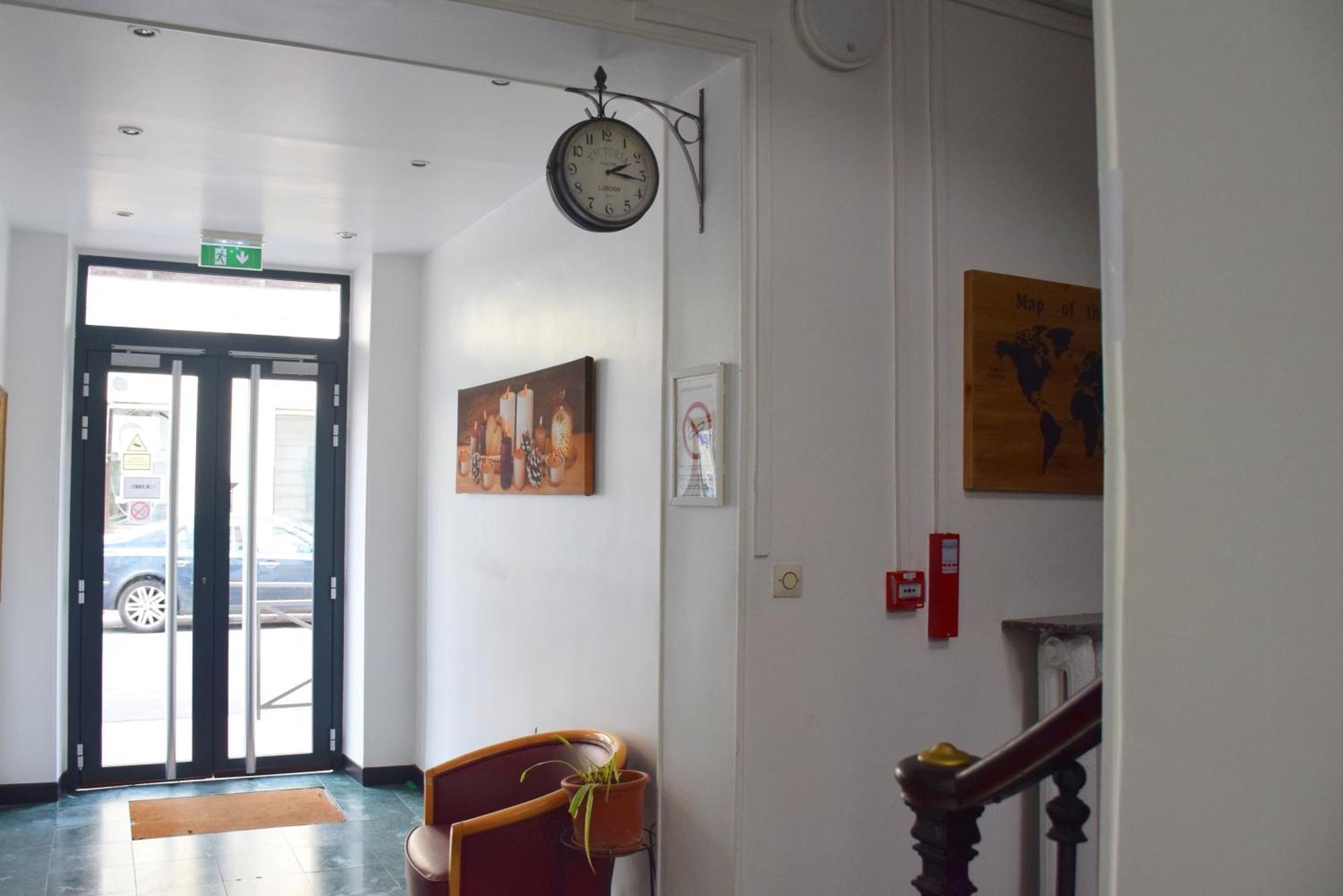 Hotel Residence Champerret ลูวาลัวเปแรต์ ภายนอก รูปภาพ