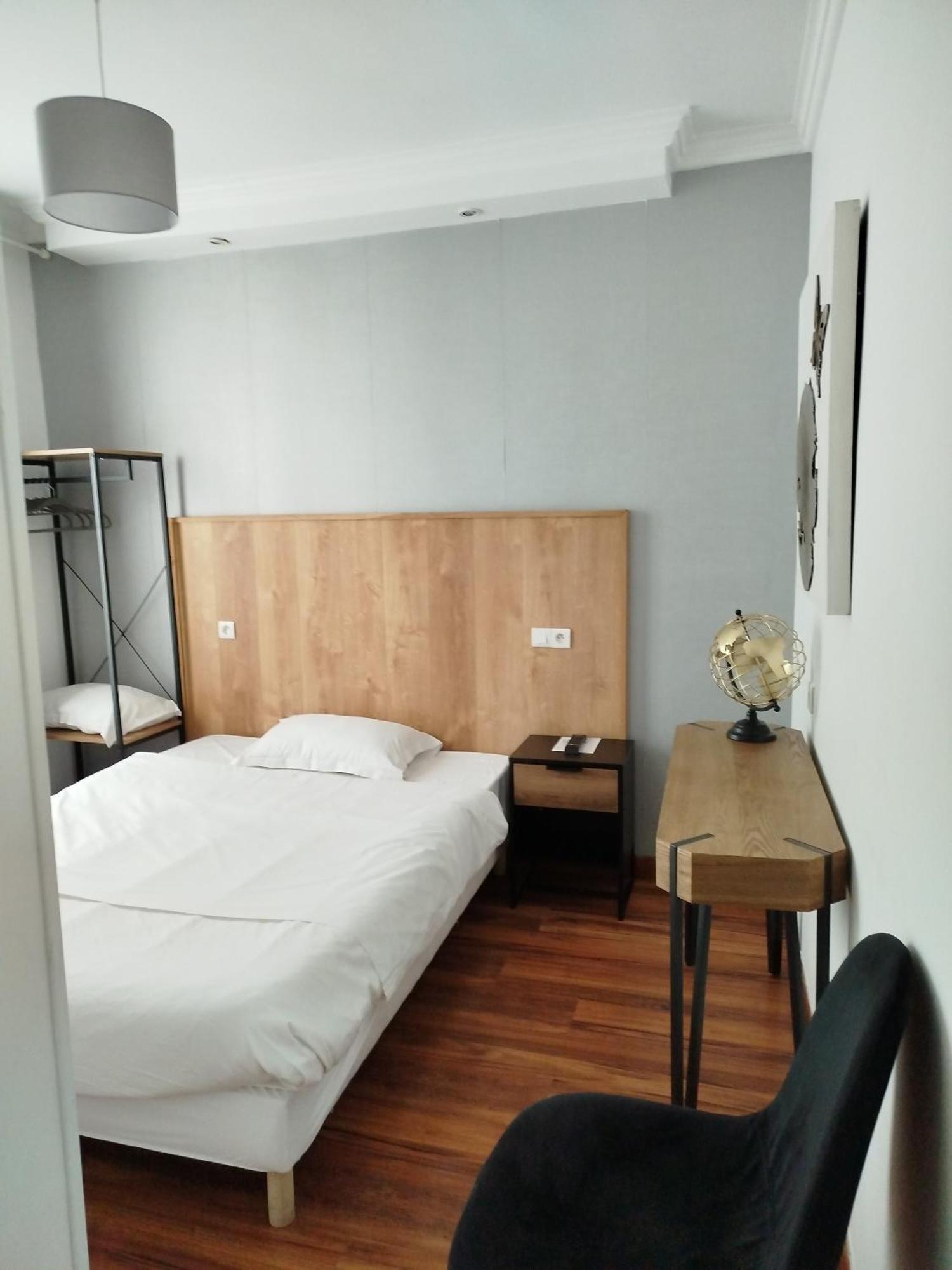 Hotel Residence Champerret ลูวาลัวเปแรต์ ภายนอก รูปภาพ